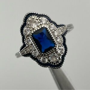 Stunning Art Deco Vintage Look Radiant Cut Blue Sapphire CZ Silver Plated Ring